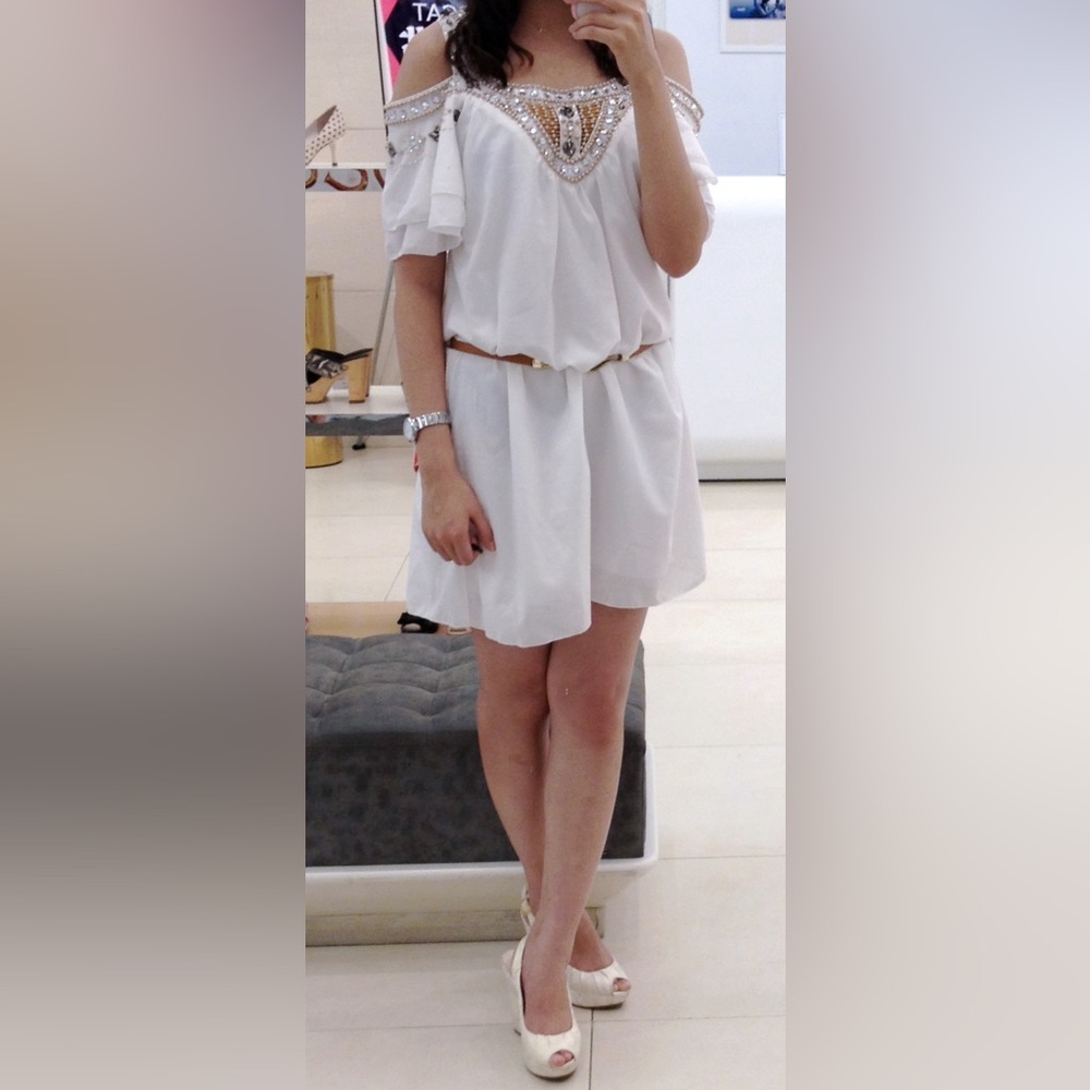 White Party cocktail dress, well hand made with sparkles, Italian design, size s
